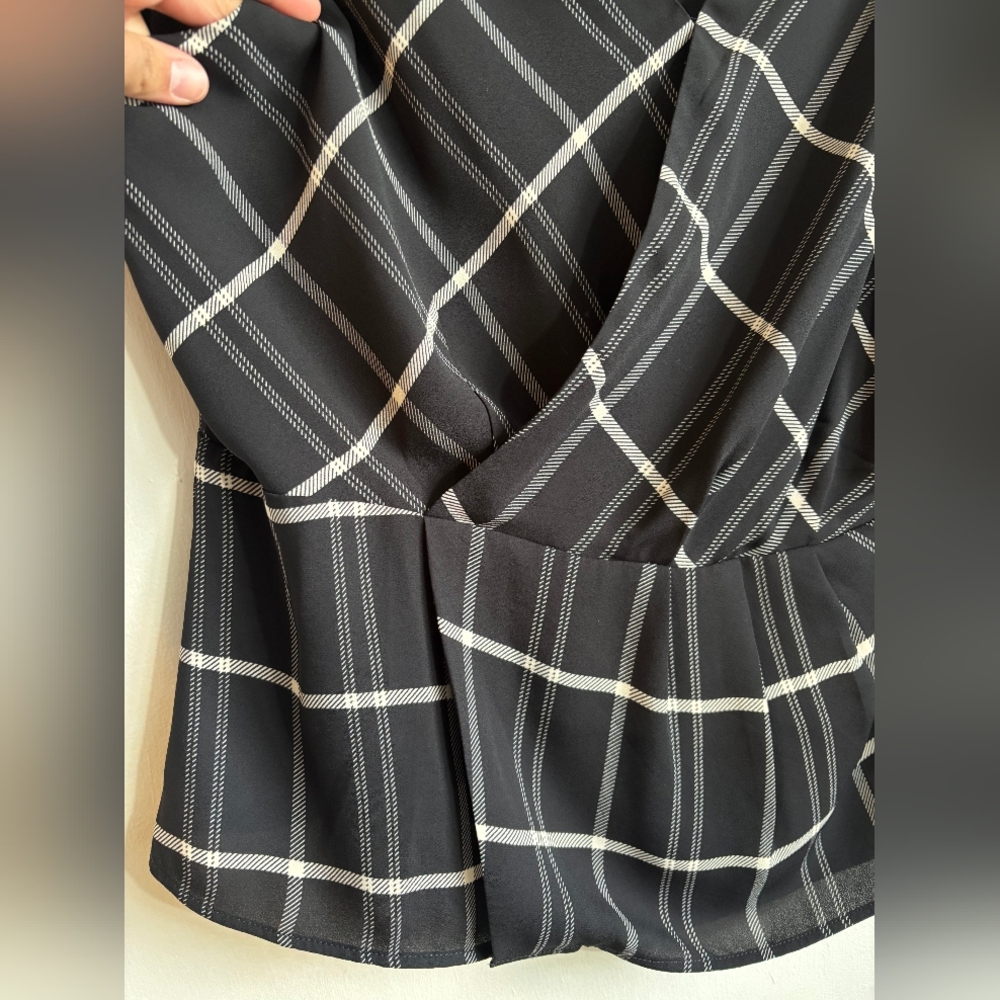 CAbi Dark Gray Apparel - Picture 5 of 8